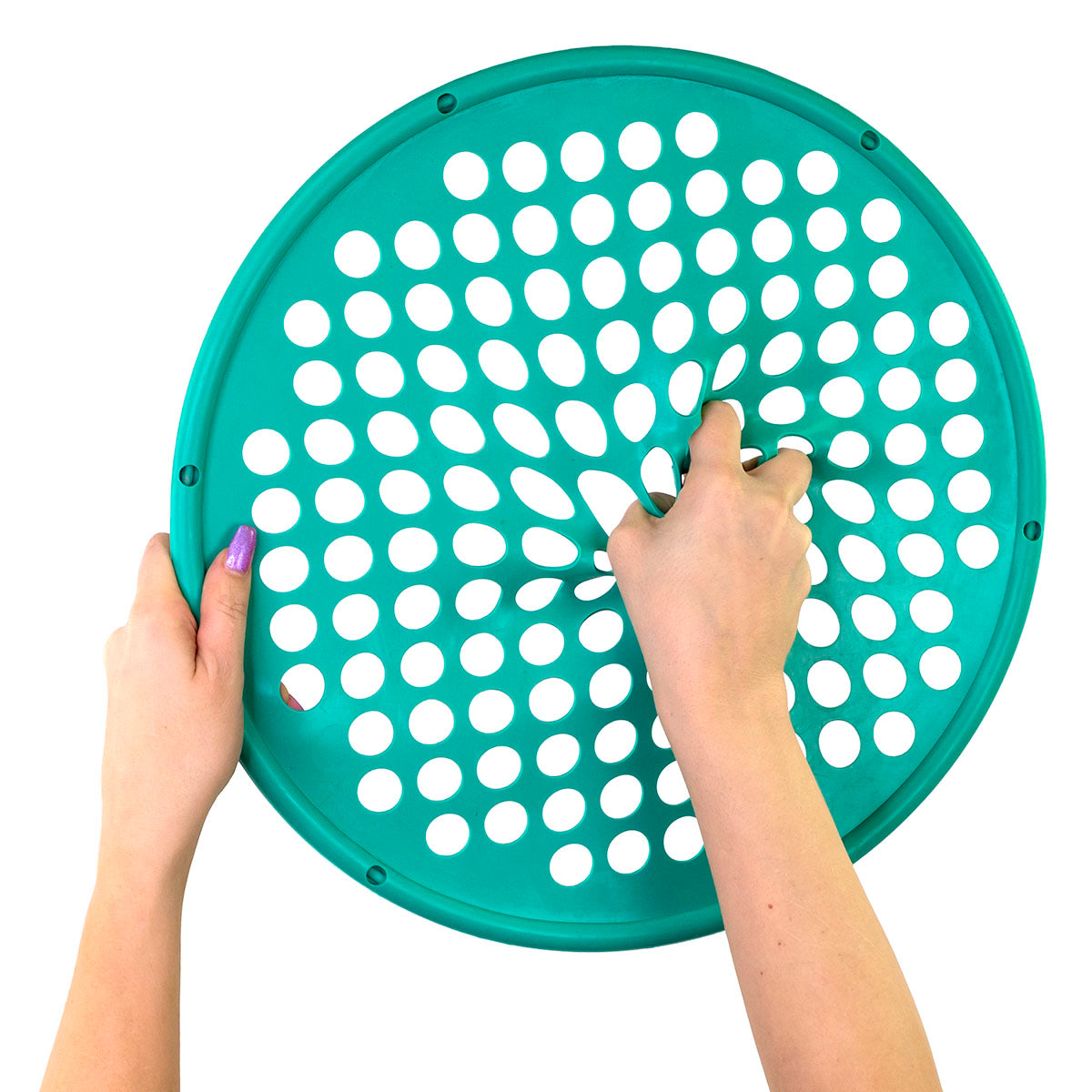 Ejercitador Power Web Verde En Uso Para Terapia De Mano Y Rehabilitación Kinésica. Distribuidor Mayorista, Precios Por Mayor.